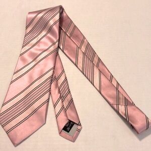 Ermenegildo Zegna Tie / Pink/Diagonal